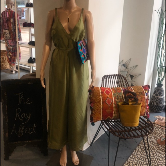 Olive Jumpsuit - Picture 3 of 4